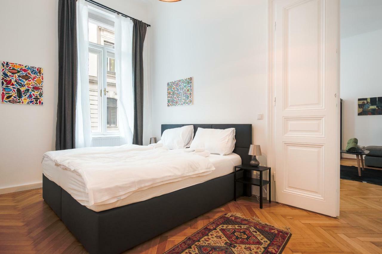 Grand Soho II Apartment Wina Bagian luar foto