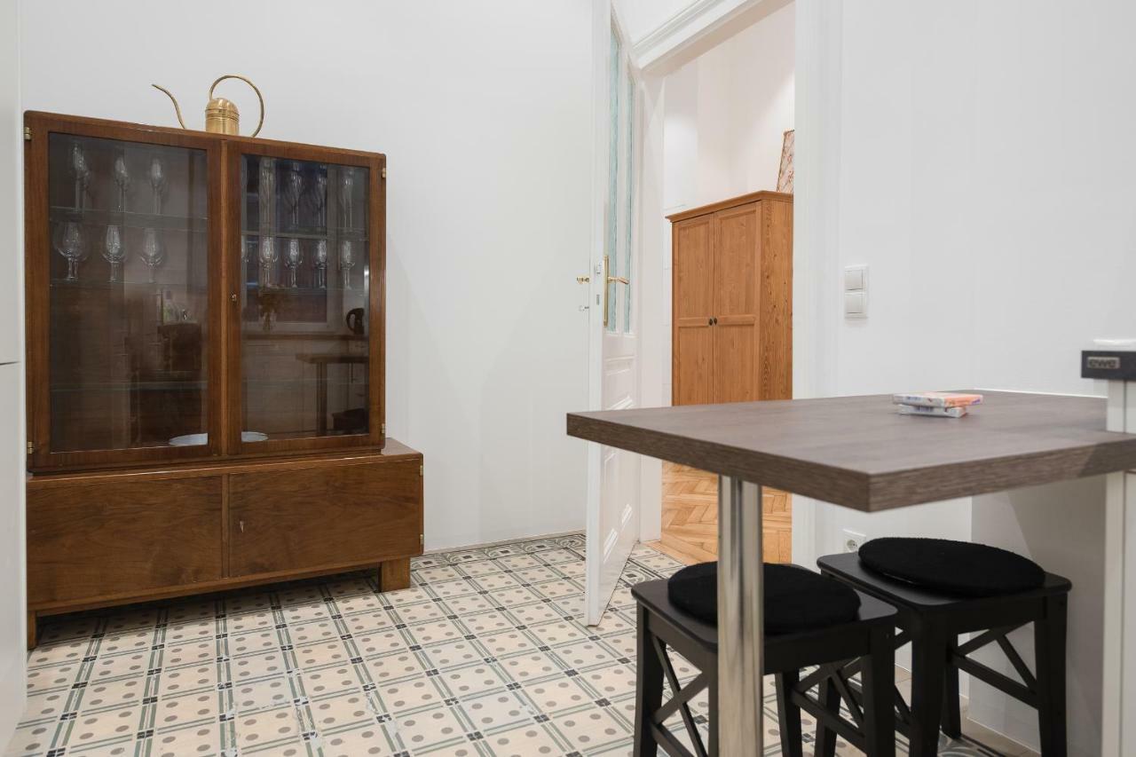 Grand Soho II Apartment Wina Bagian luar foto